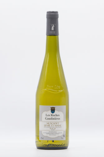 Wine bottle: Les Roches Gaudinieres Muscadet 2018